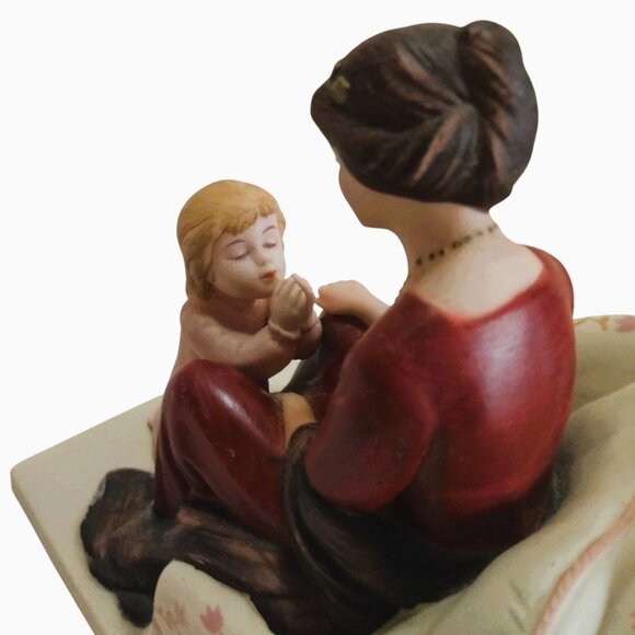 Bessie Pease Gutmann Figurine- H2156-"Now I Lay Me" 1988 Limited Edition-#1830 - Picture 4 of 12
